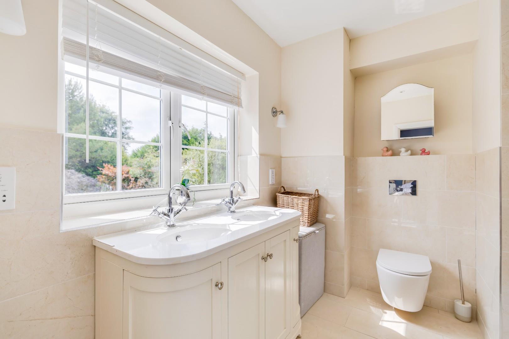 Ty Celyn, 51 Broadway, Llanblethian, Cowbridge, CF71 7EX